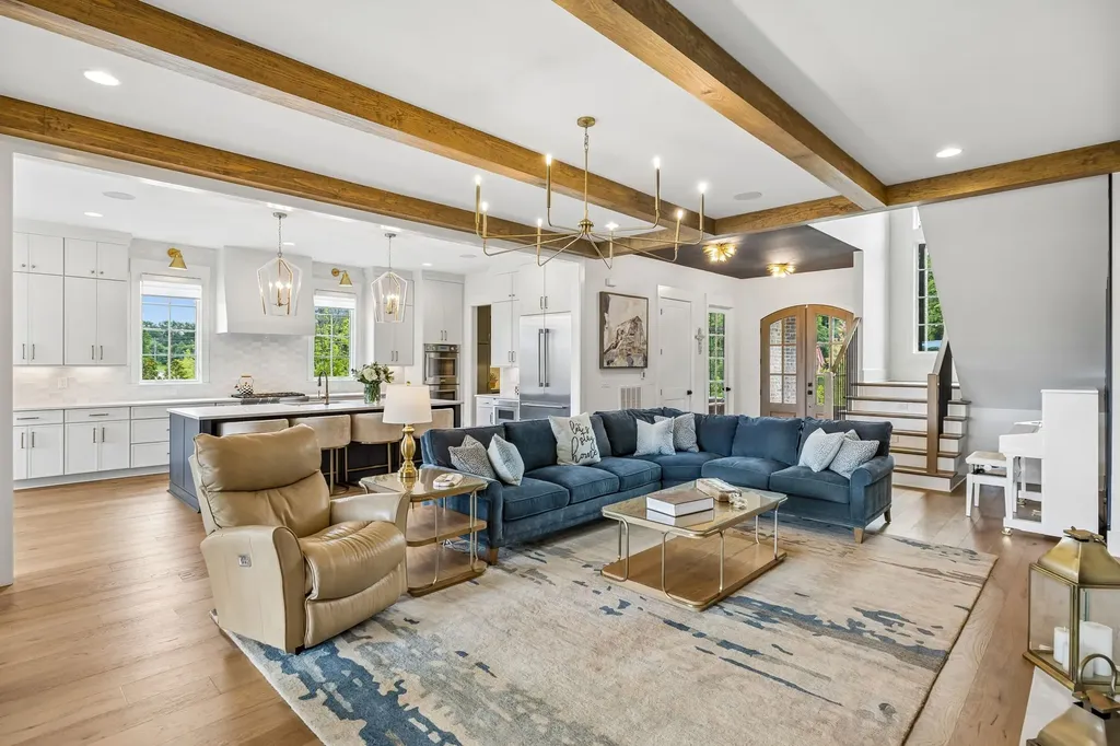 2950 Del Rio Pike Franklin TN 37069