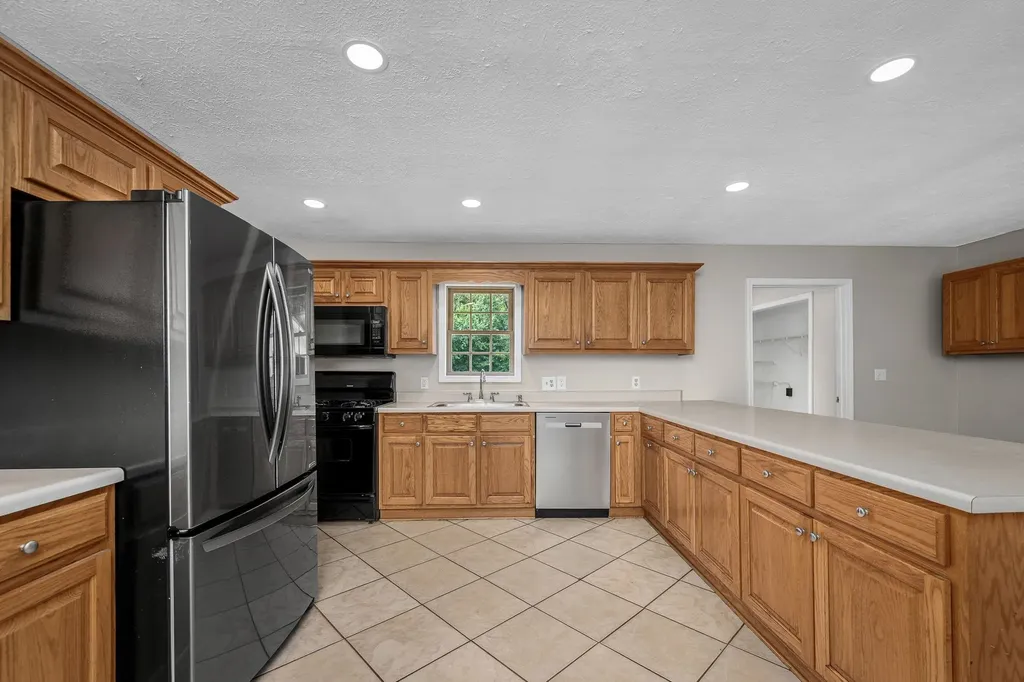 337 Allie Boynton Drive Manchester TN 37355