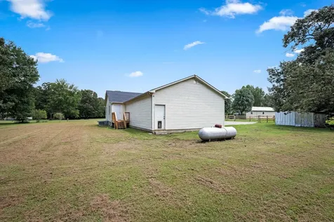 337 Allie Boynton Drive Manchester TN 37355