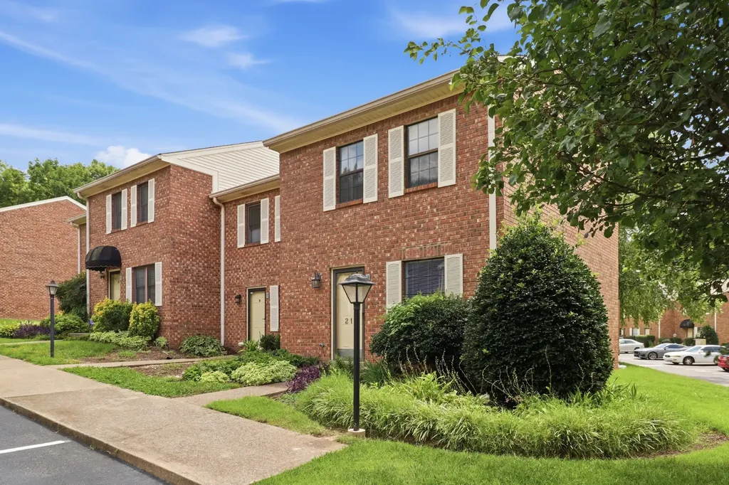 212 Thistle Lane Hermitage TN 37076