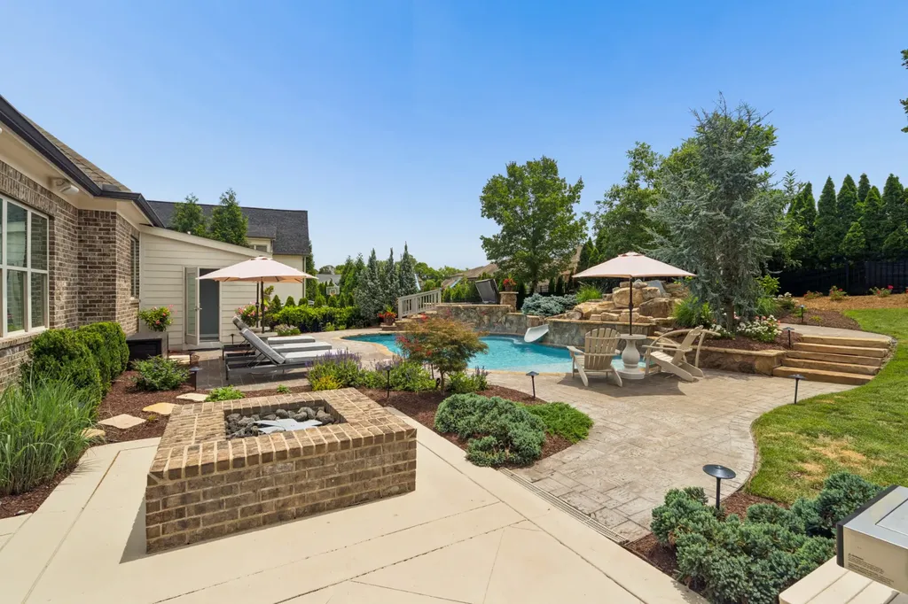 4137 Banner Square Lane Arrington TN 37014