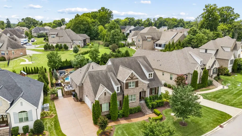 4137 Banner Square Lane Arrington TN 37014