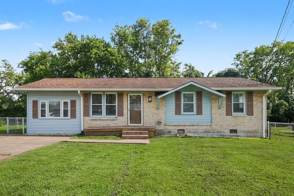 416 Lealand Lane Lebanon TN 37087