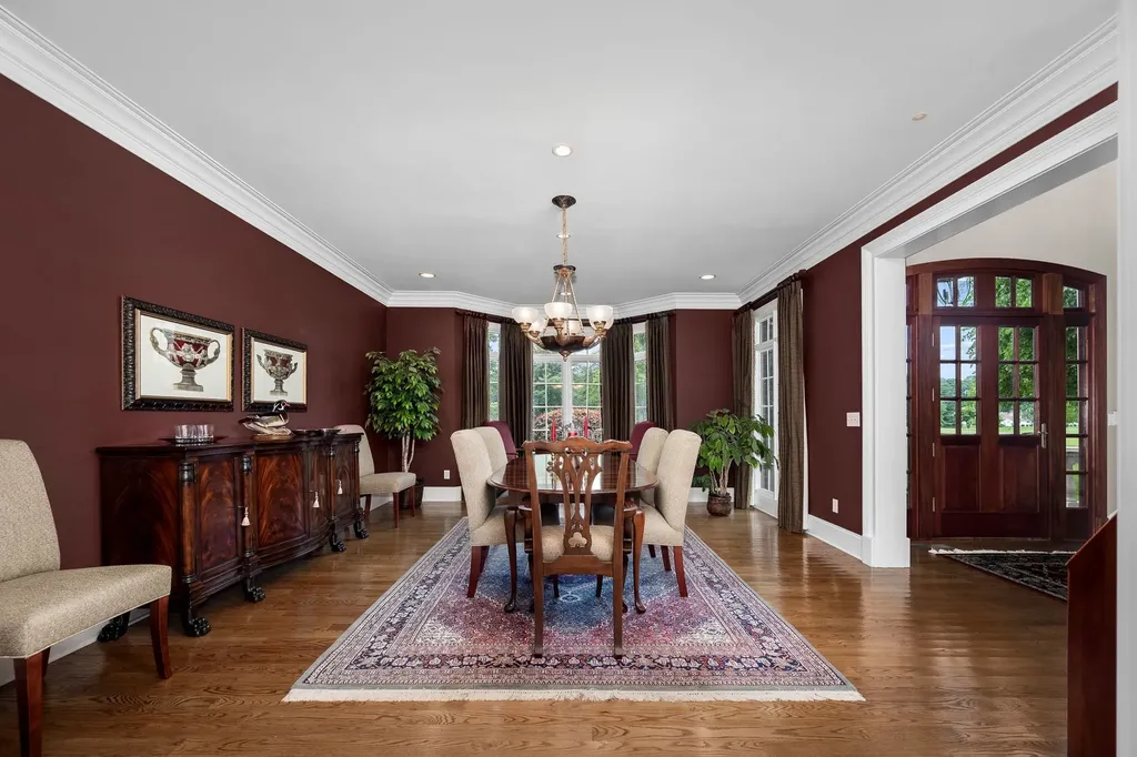 100 Kings Lane Tullahoma TN 37388
