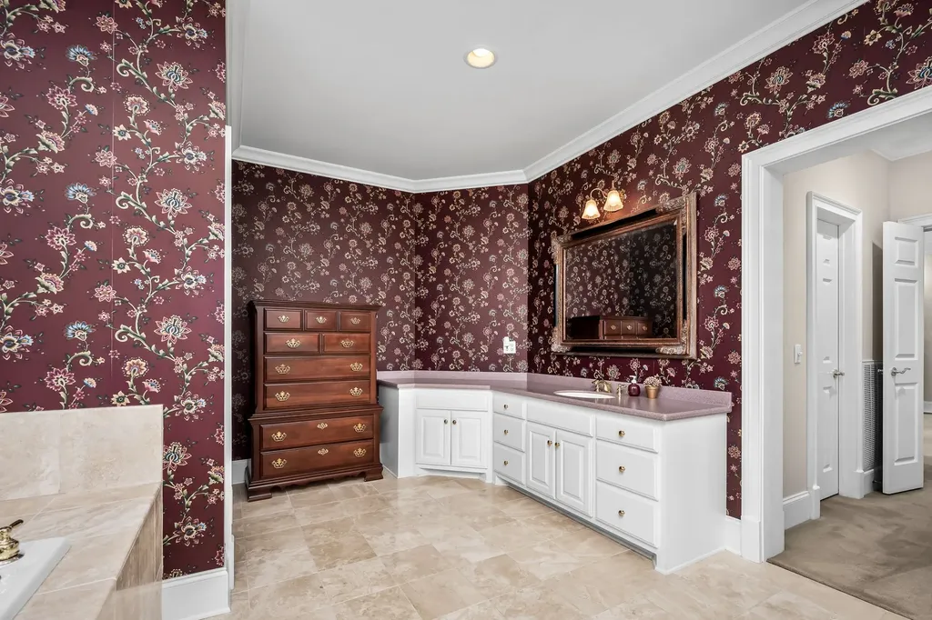 100 Kings Lane Tullahoma TN 37388