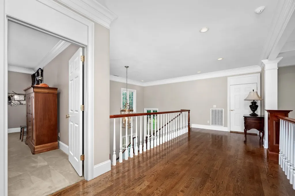 100 Kings Lane Tullahoma TN 37388