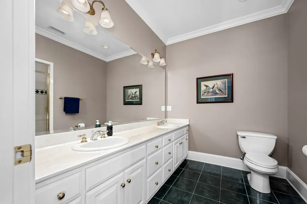100 Kings Lane Tullahoma TN 37388