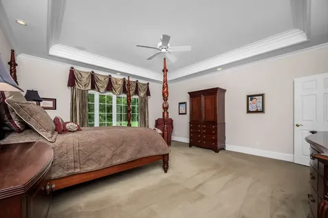 100 Kings Lane Tullahoma TN 37388