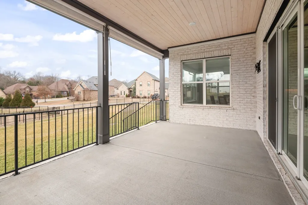 805 Regimental Drive Hermitage TN 37076