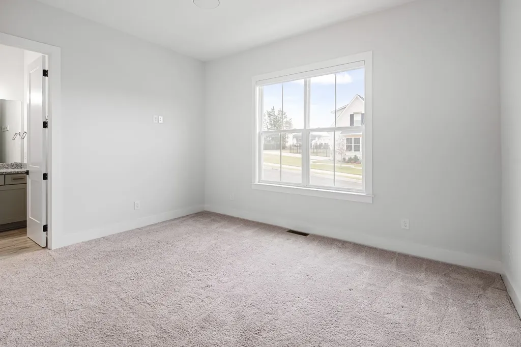 805 Regimental Drive Hermitage TN 37076