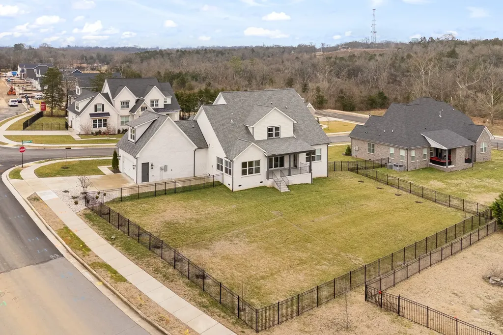 805 Regimental Drive Hermitage TN 37076