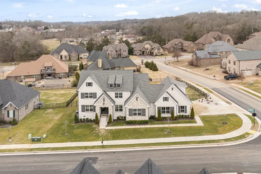 805 Regimental Drive Hermitage TN 37076