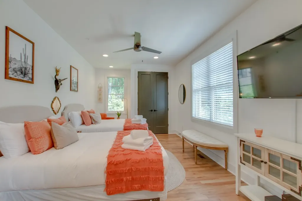 1813 Beech Avenue Nashville TN 37203