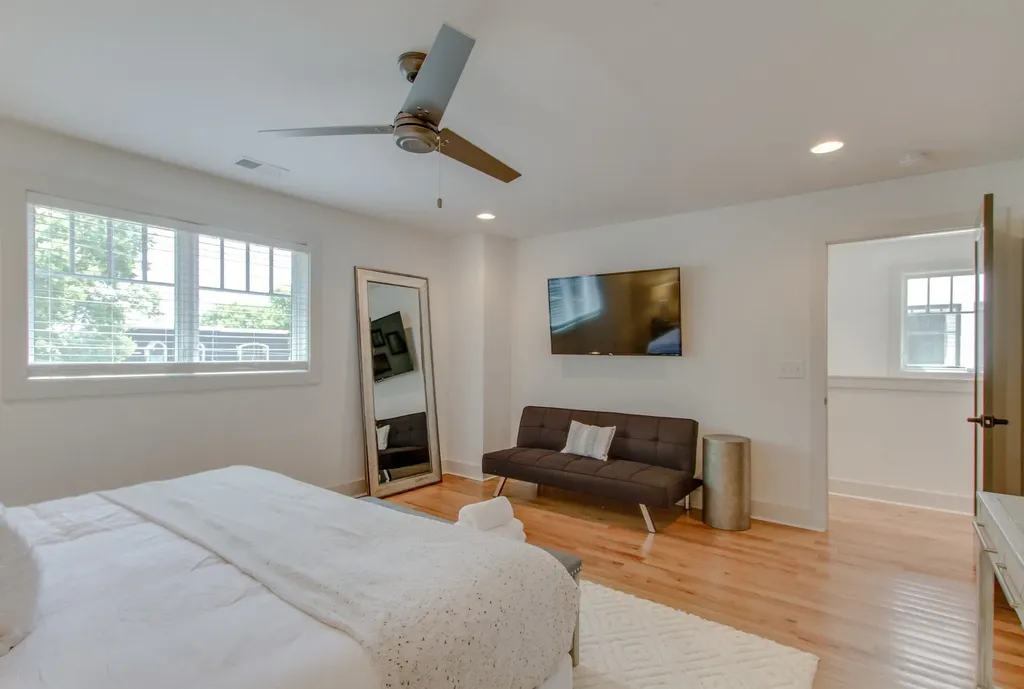 1813 Beech Avenue Nashville TN 37203