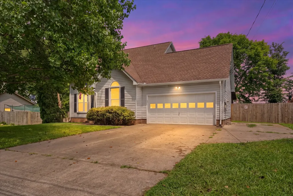 1223 Cobblestone Lane Clarksville TN 37042