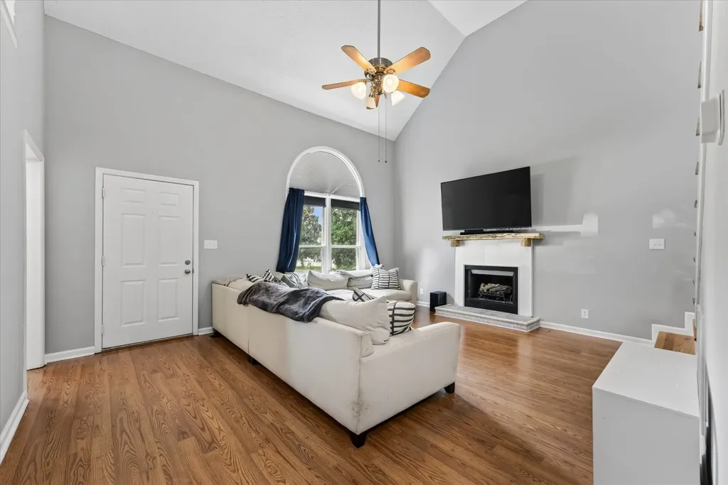 1223 Cobblestone Lane Clarksville TN 37042