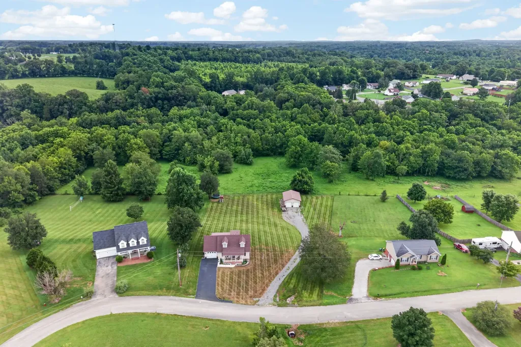 1755 Bouton Drive Cookeville TN 38501