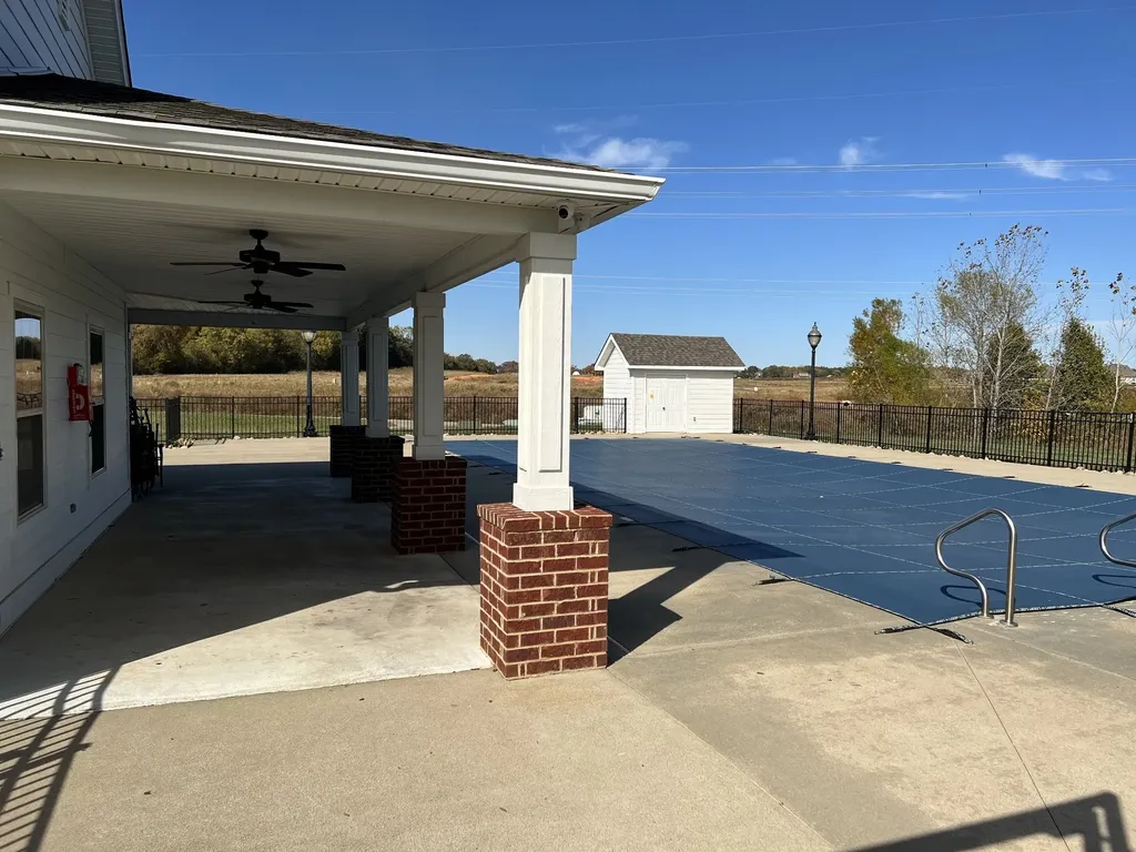 1134 N Ja Tate Drive Clarksville TN 37043