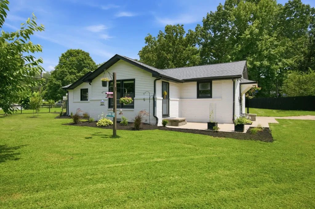101 Hickory Drive Dickson TN 37055