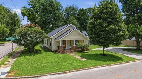 801 S High Street Winchester TN 37398