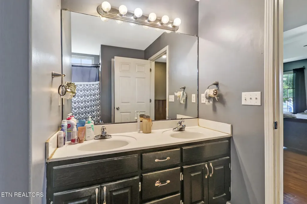 67 Lakyn Drive Crossville TN 38571