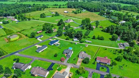 67 Lakyn Drive Crossville TN 38571
