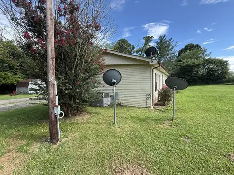 990 Rutledge Ford Road Decherd TN 37324
