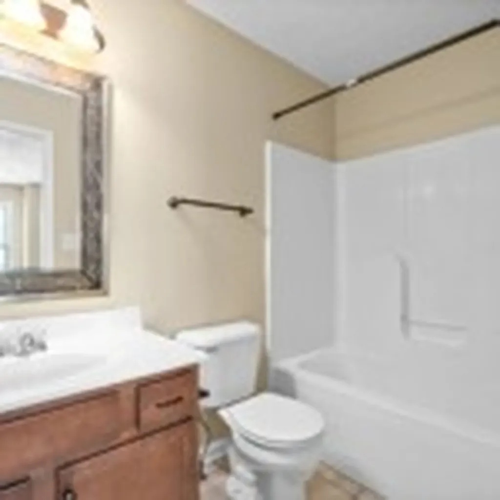202 W Watson Pointe Clarksville TN 37043