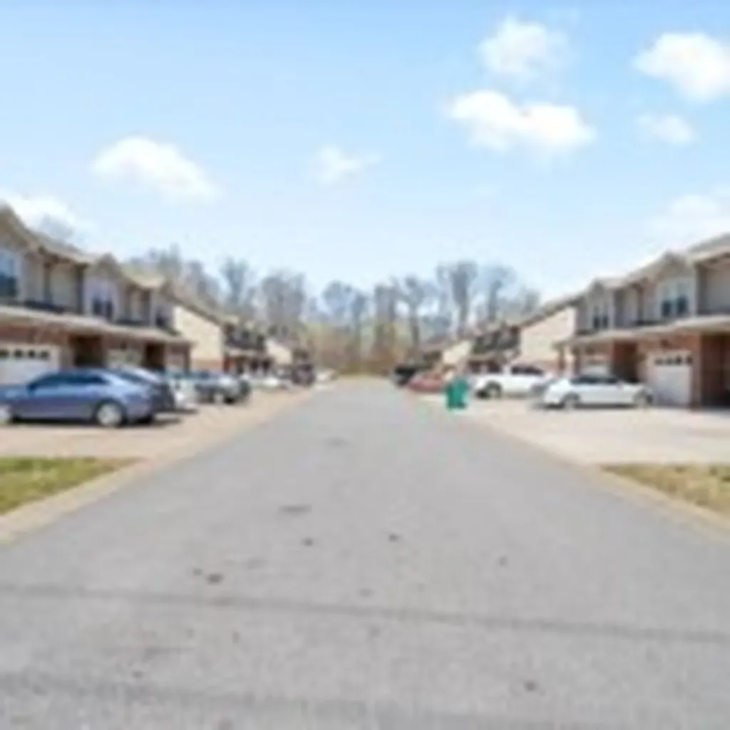 202 W Watson Pointe Clarksville TN 37043