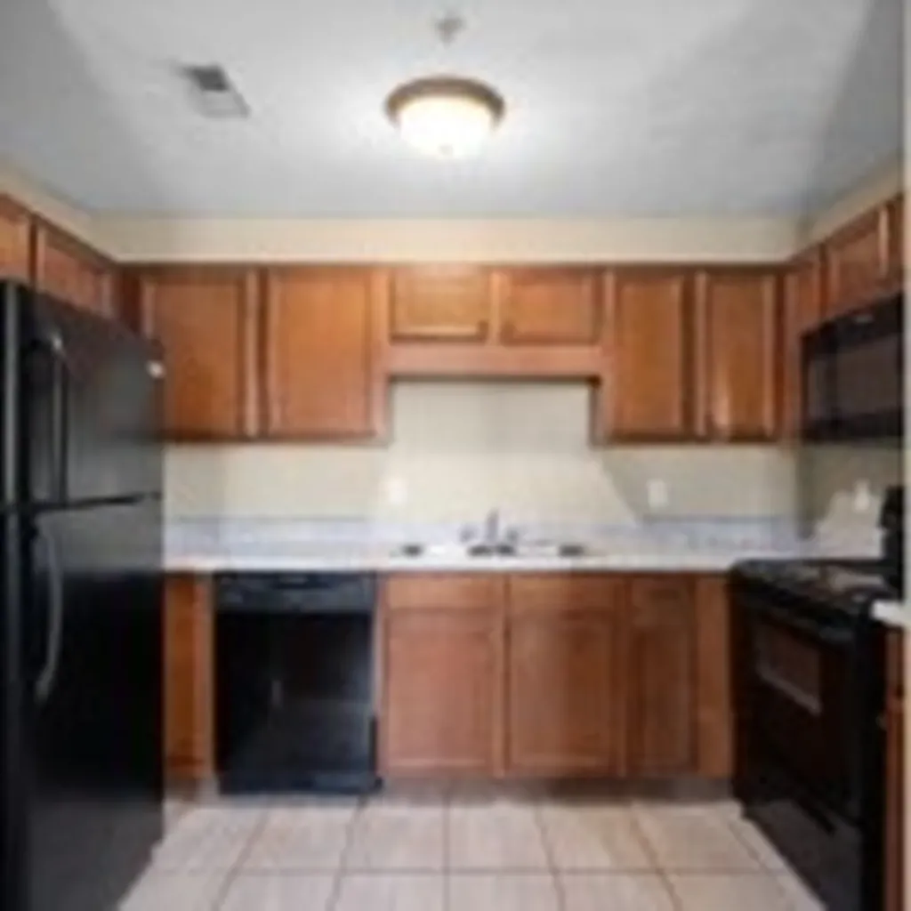202 W Watson Pointe Clarksville TN 37043