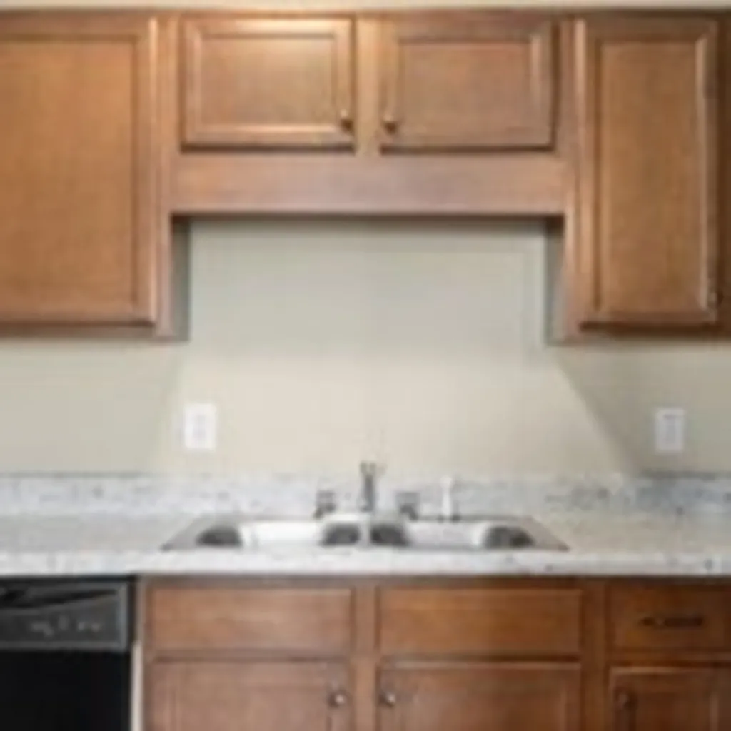 202 W Watson Pointe Clarksville TN 37043