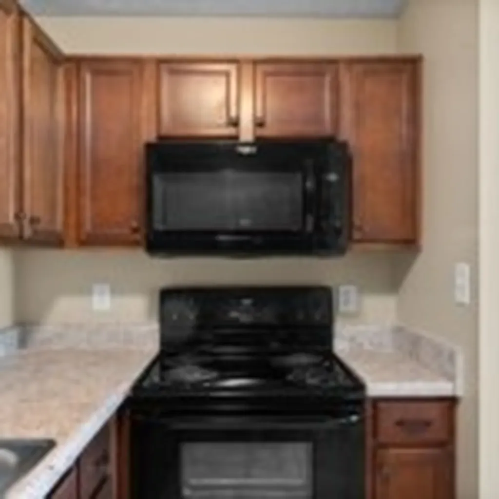 202 W Watson Pointe Clarksville TN 37043