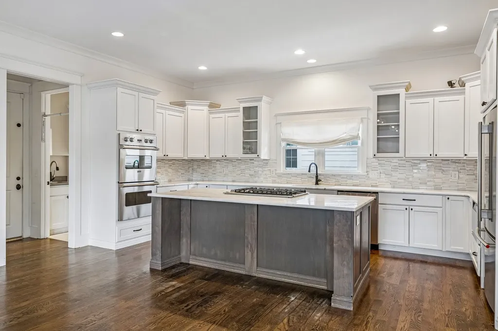 124B Lincoln Court Nashville TN 37205