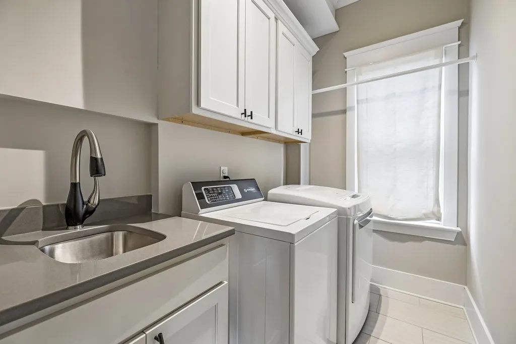 124B Lincoln Court Nashville TN 37205