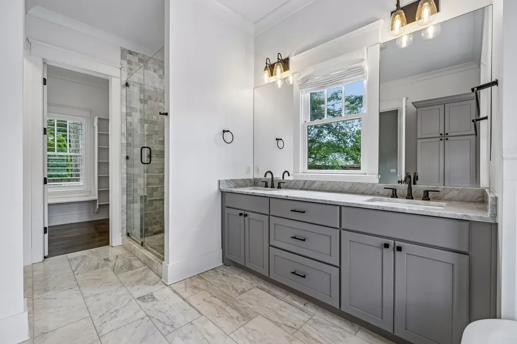 124B Lincoln Court Nashville TN 37205