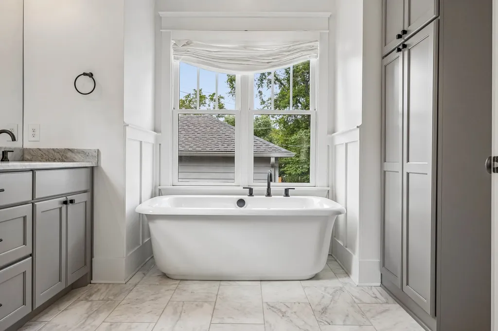 124B Lincoln Court Nashville TN 37205