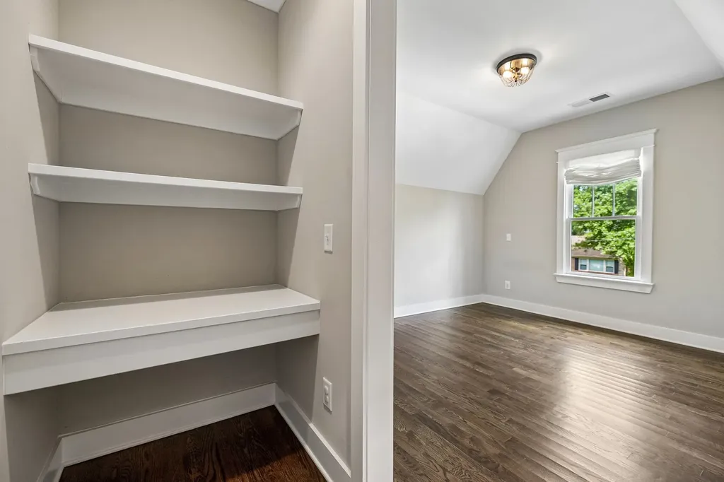124B Lincoln Court Nashville TN 37205