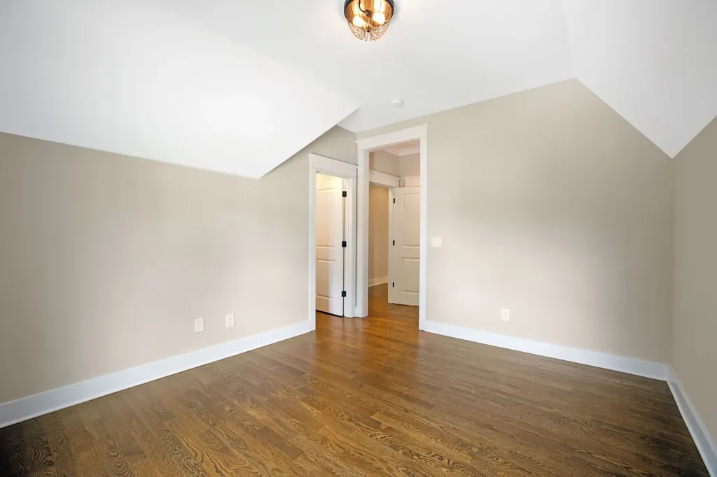 124B Lincoln Court Nashville TN 37205