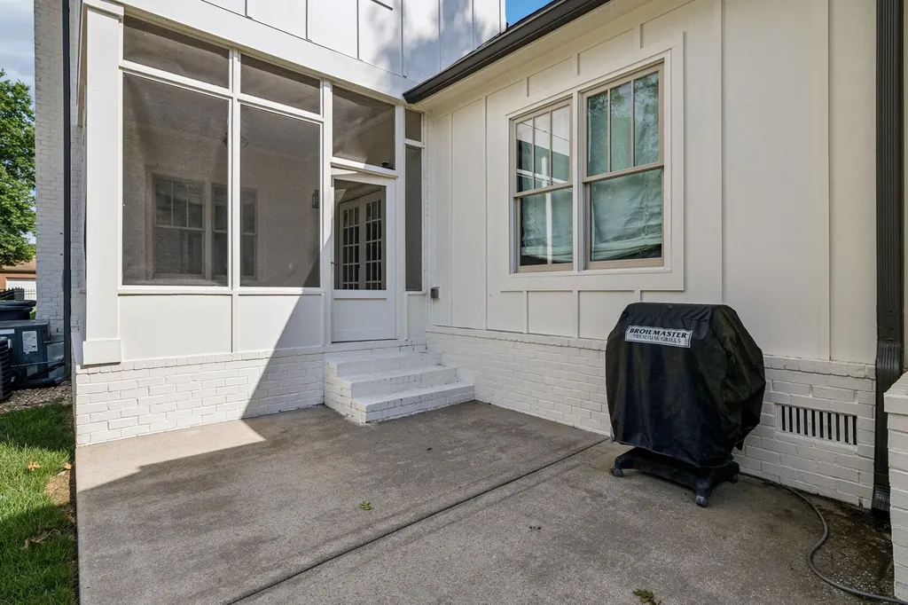 124B Lincoln Court Nashville TN 37205