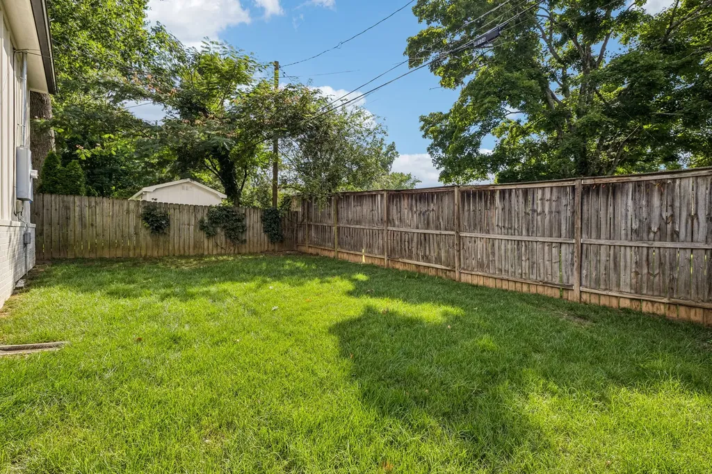 124B Lincoln Court Nashville TN 37205