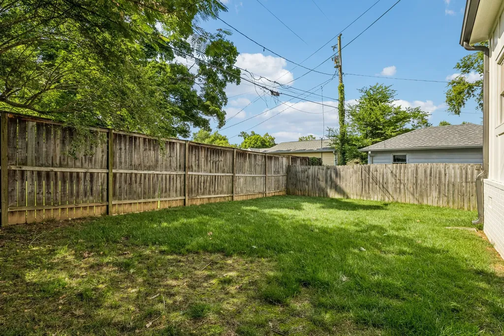 124B Lincoln Court Nashville TN 37205