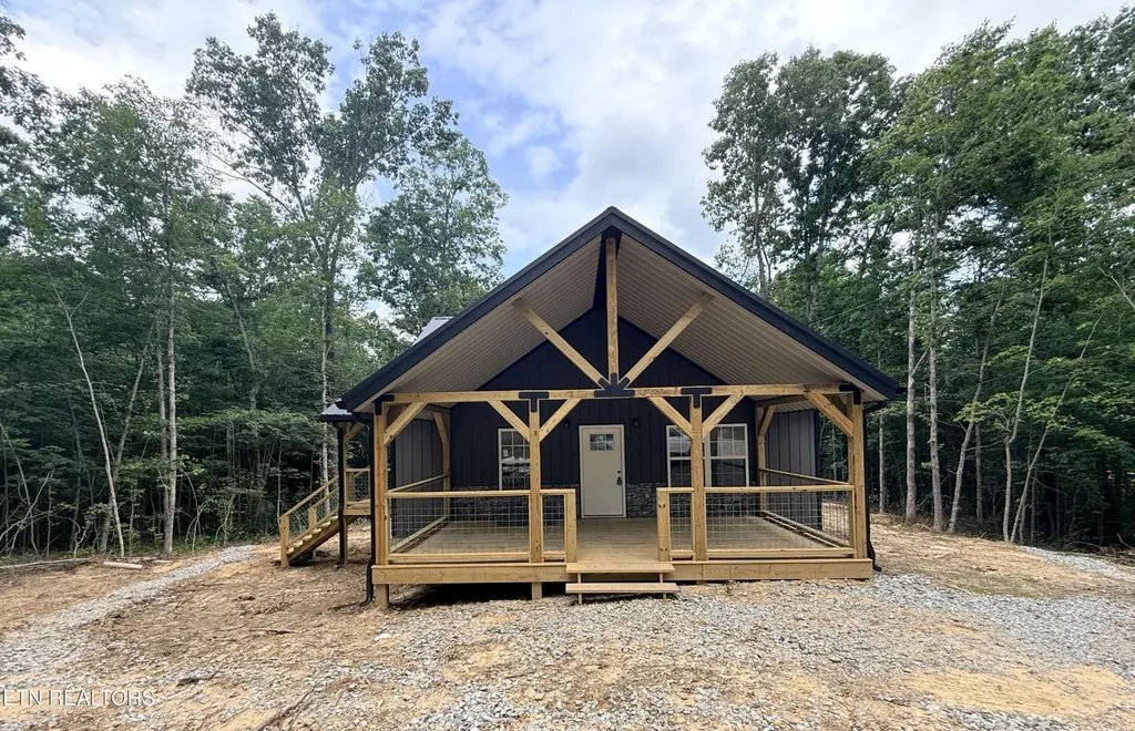 831 Remington Road Jamestown TN 38556