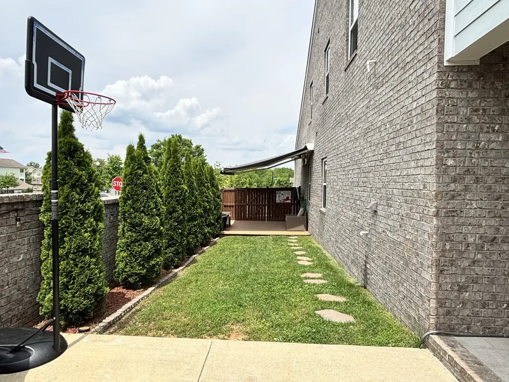 155 Spade Leaf Boulevard Hendersonville TN 37075