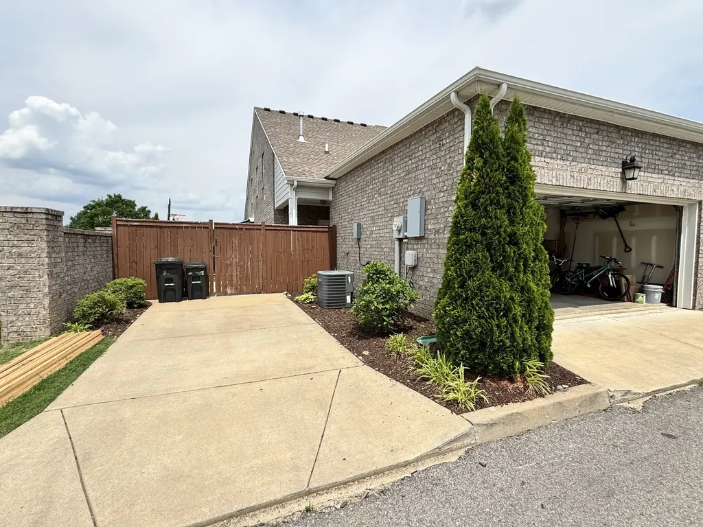155 Spade Leaf Boulevard Hendersonville TN 37075