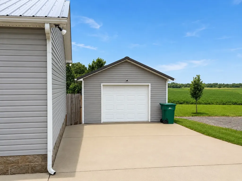 383 Strawberry Drive Winchester TN 37398