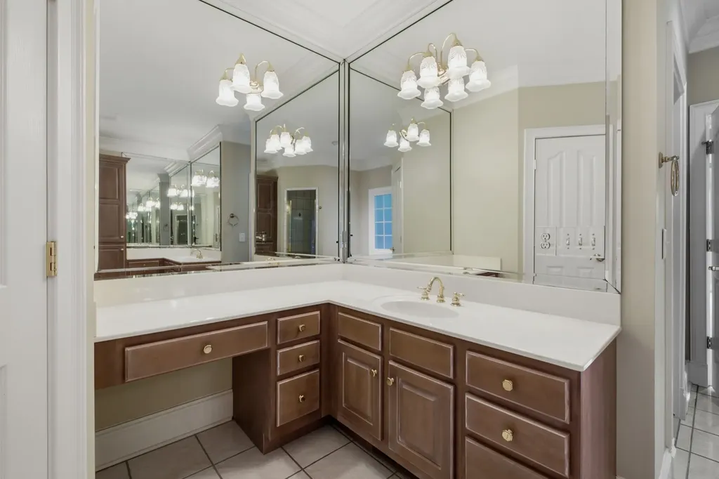 7813 Indian Springs Drive Nashville TN 37221