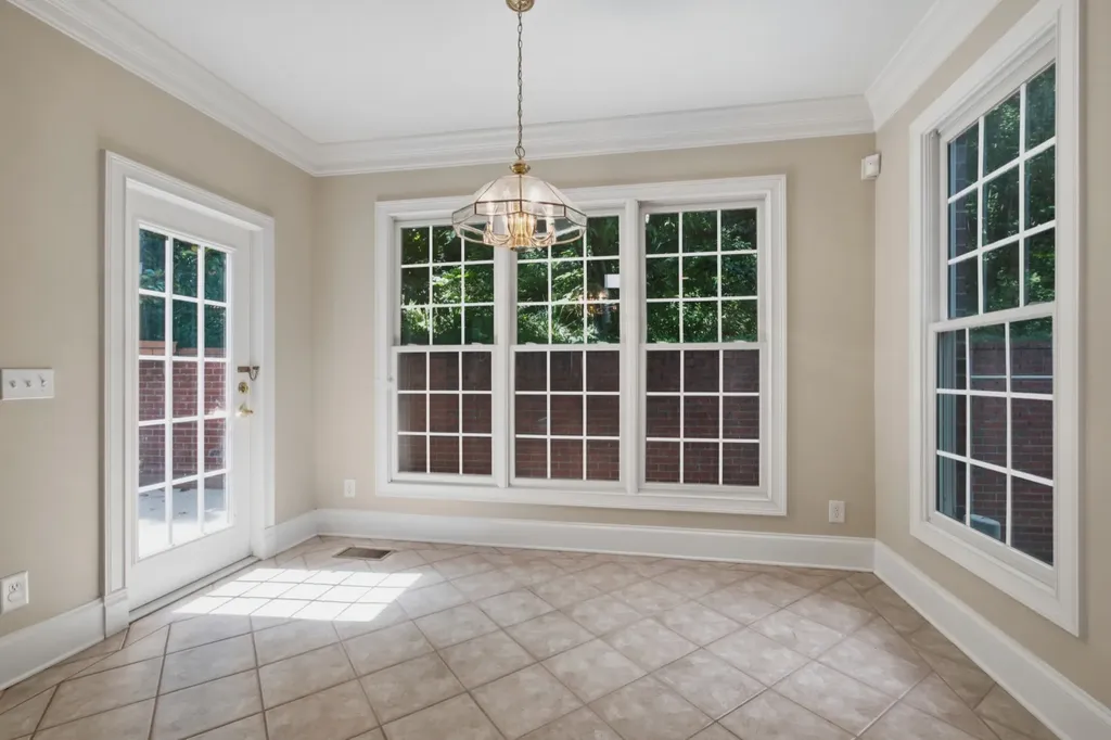 7813 Indian Springs Drive Nashville TN 37221