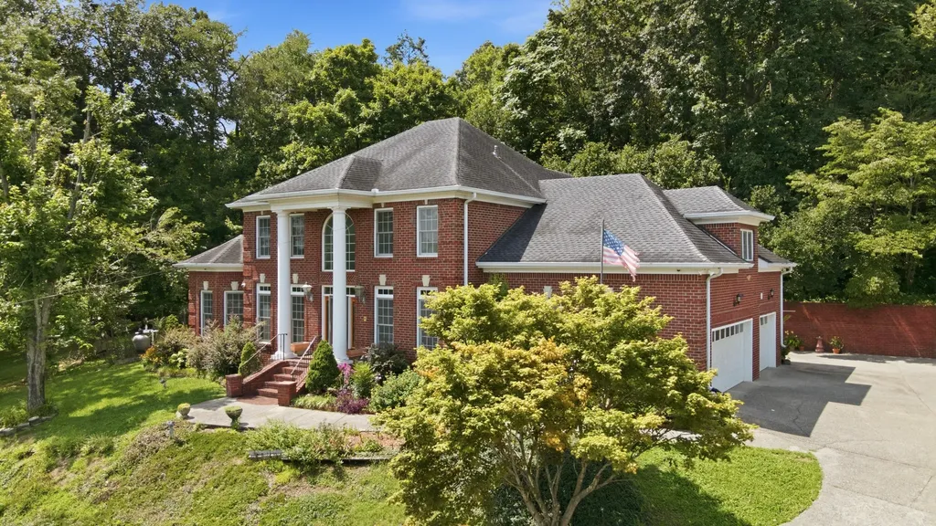 7813 Indian Springs Drive Nashville TN 37221