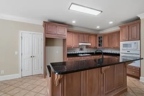 7813 Indian Springs Drive Nashville TN 37221