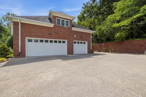 7813 Indian Springs Drive Nashville TN 37221